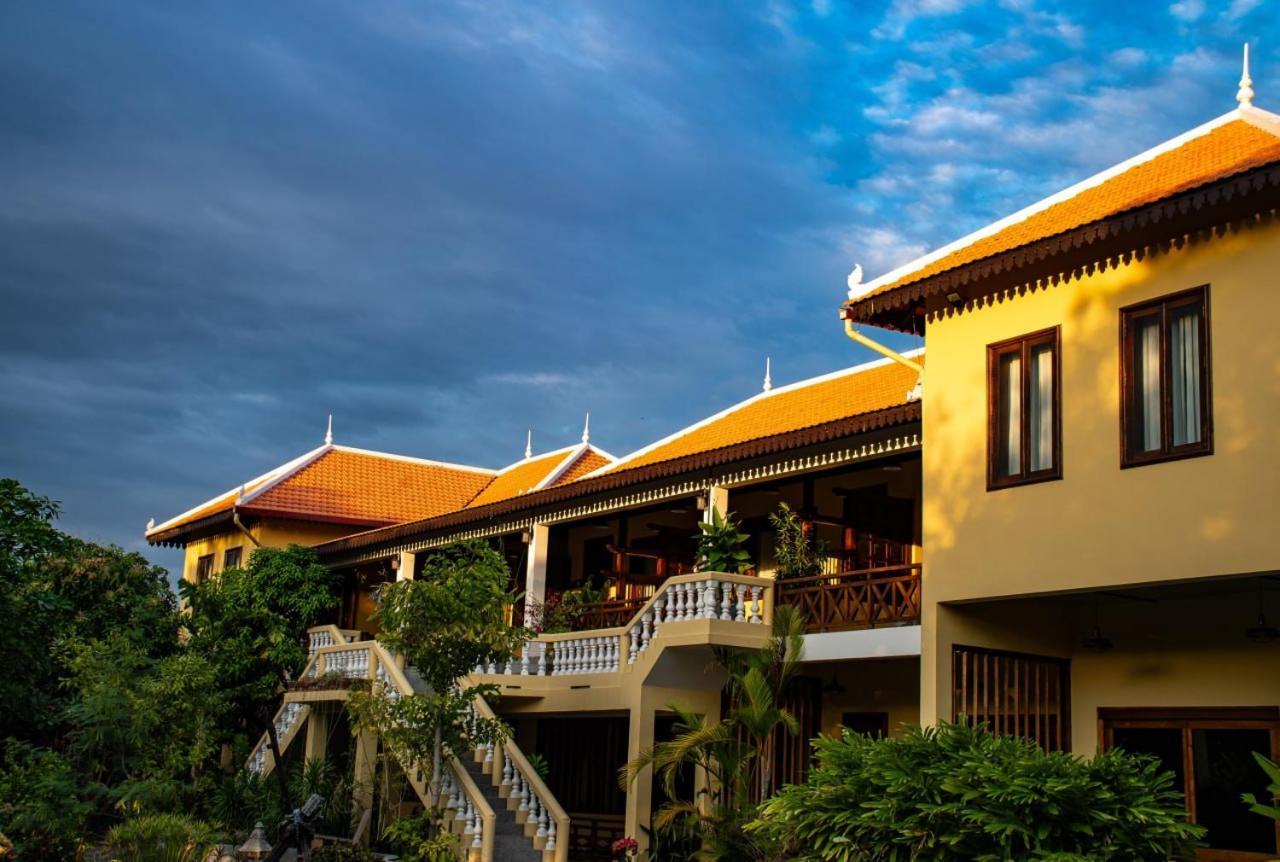 Villa Romduol กำปอต ภายนอก รูปภาพ