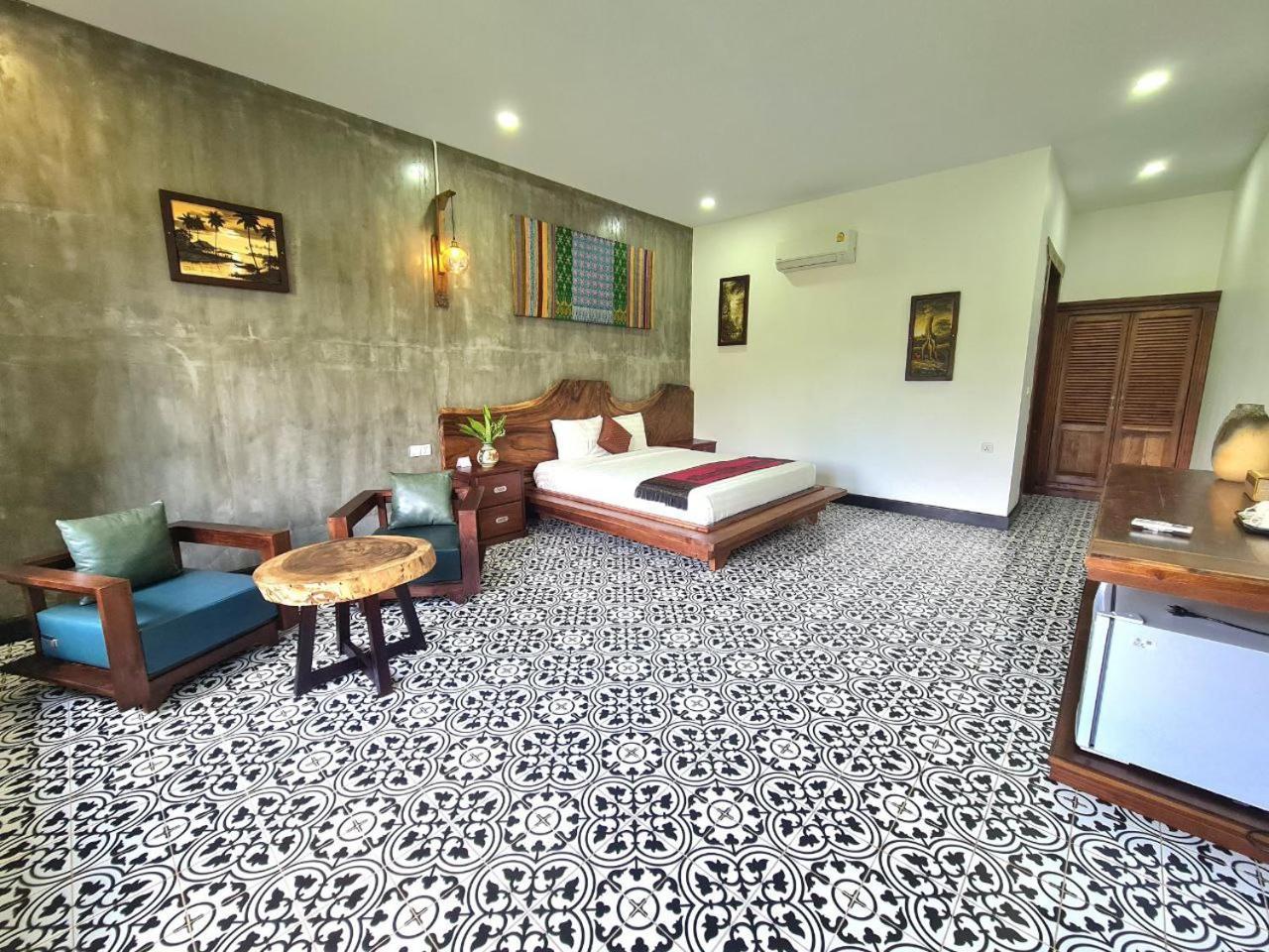 Villa Romduol กำปอต ภายนอก รูปภาพ